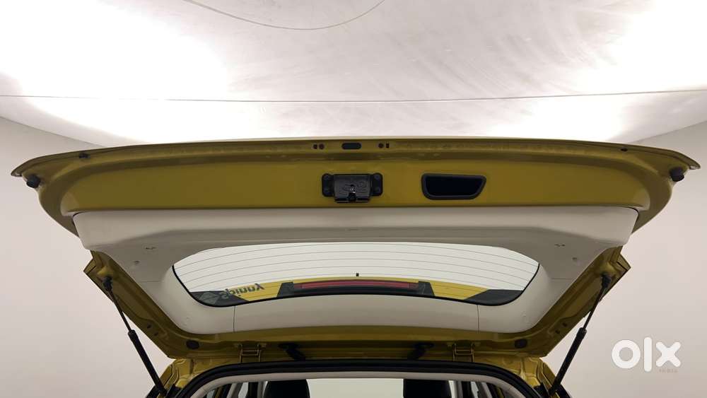 Mahindra Xuv 3xo Ax5l 1.2 Petrol At, 2024, Petrol