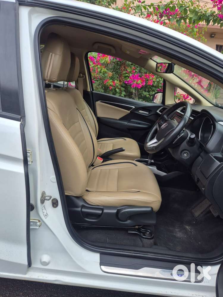 Honda Jazz V Automatic, 2018, Petrol