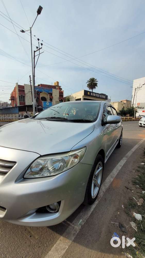 Toyota Corolla Altis 1.8 Sport, 2010, Petrol