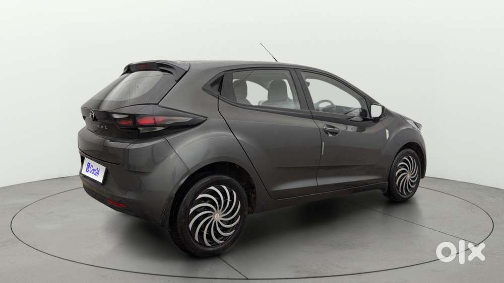Tata Altroz 1.2 Xm Plus, 2022, Petrol