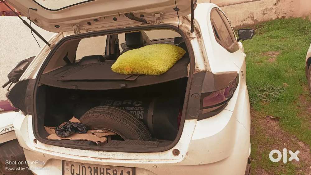 Tata Altroz Xm Plus 2022 Petrol