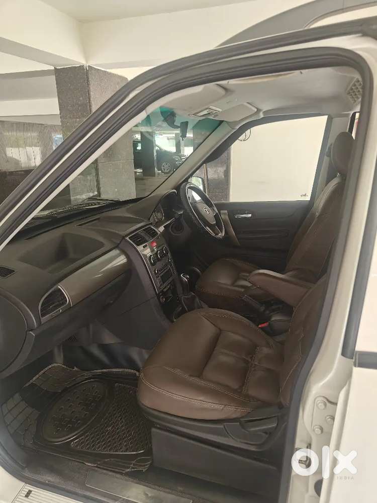Mint Condition Tata Safari Storme 2016 Diesel First Owner