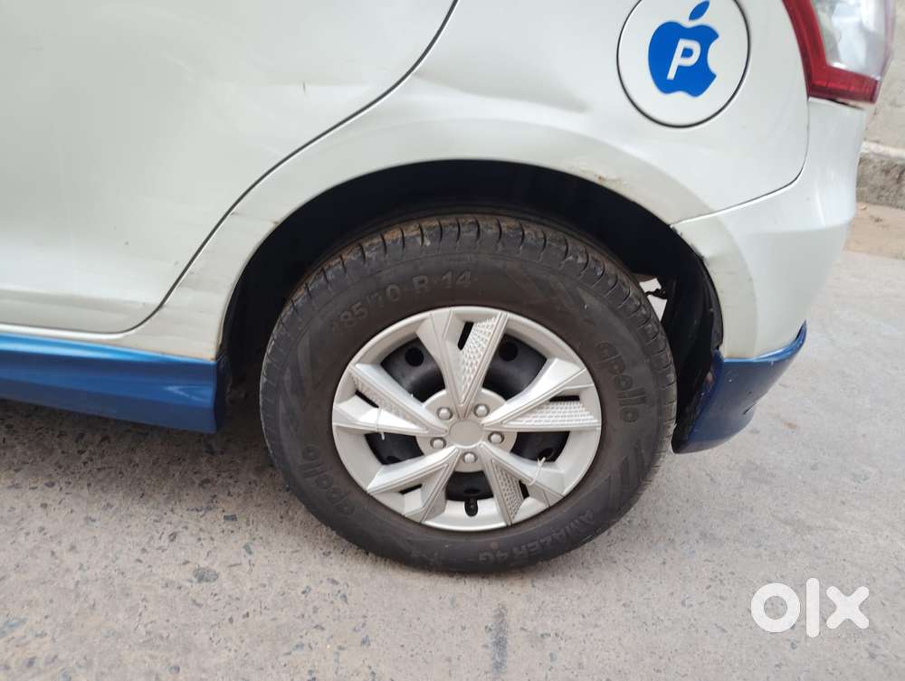 Maruti Suzuki Swift Vxi Optional, 2015, Petrol