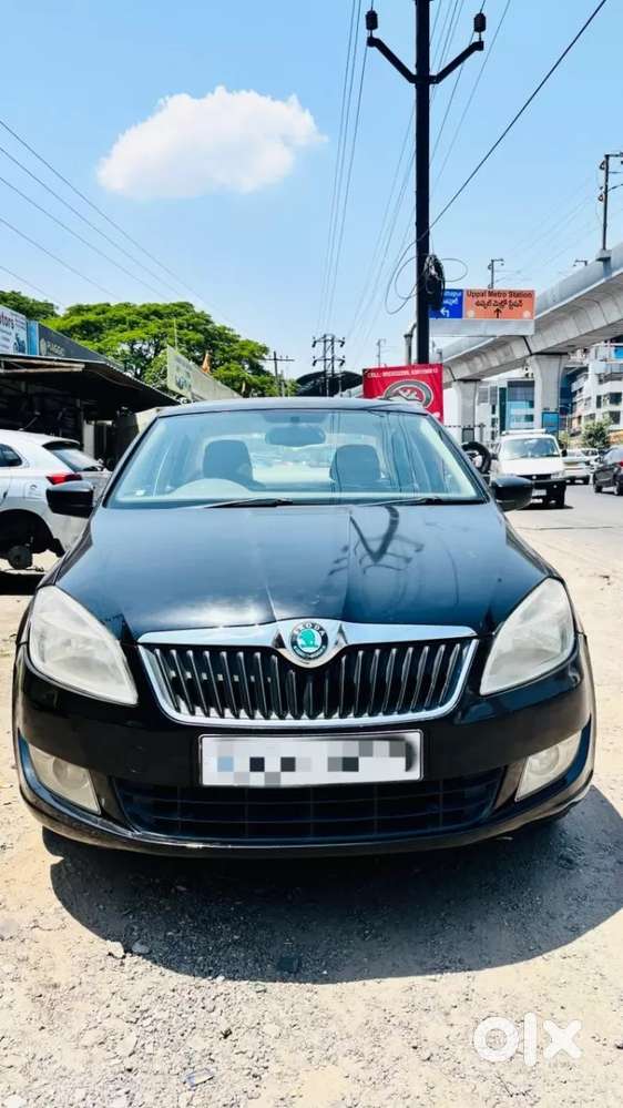 Skoda Rapid Ambition 1.6 Tdi Cr Manual Plus, 2013, Diesel