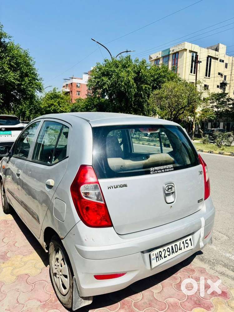 Dec 2012  I10  Service Record  1st Owner