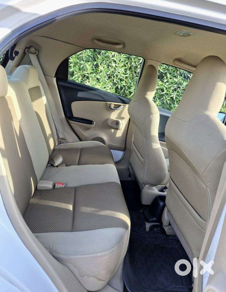 Honda Brio Vx Mt, 2015, Petrol