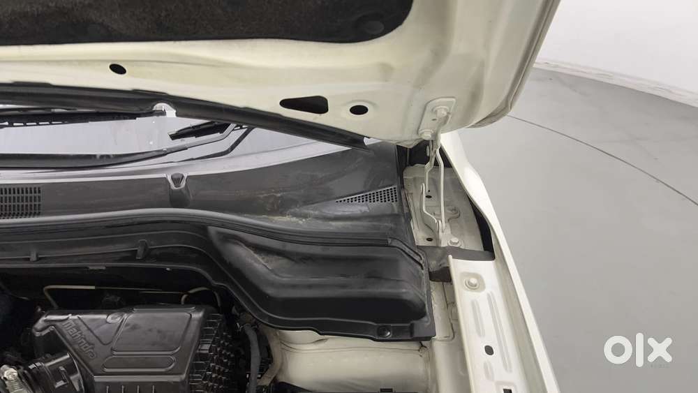 Mahindra Xuv300 1.2 W6 Amt Petrol, 2021, Petrol