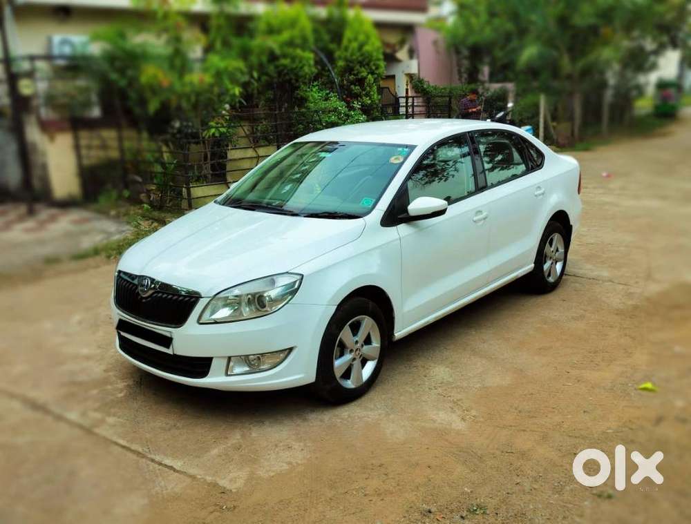 Skoda Rapid [2016-2021] 1.6 Mpi Style Plus, 2016, Petrol