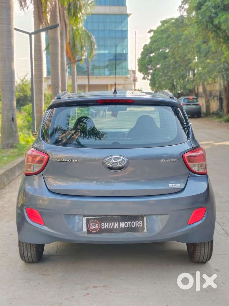Hyundai Grand I10 Sportz, 2016, Petrol