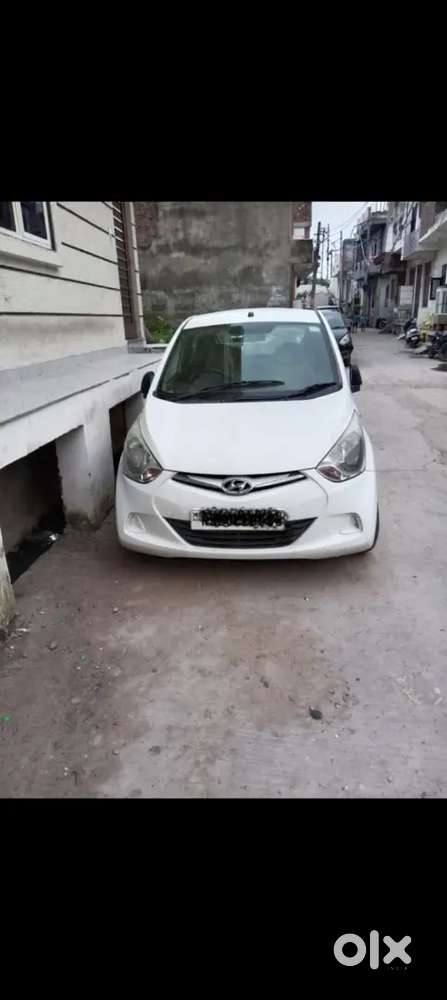 Hyundai Eon 2017 Petrol 72000 Km Driven