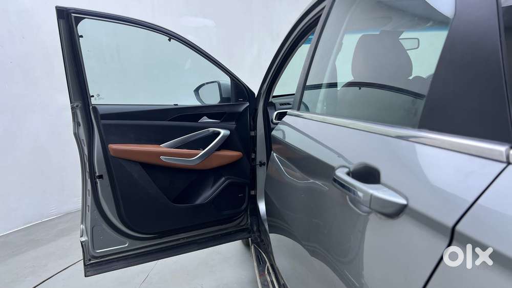 Mg Hector Plus 1.5 Hybrid Sharp Turbo 6 Str, 2022, Cng & Hybrids