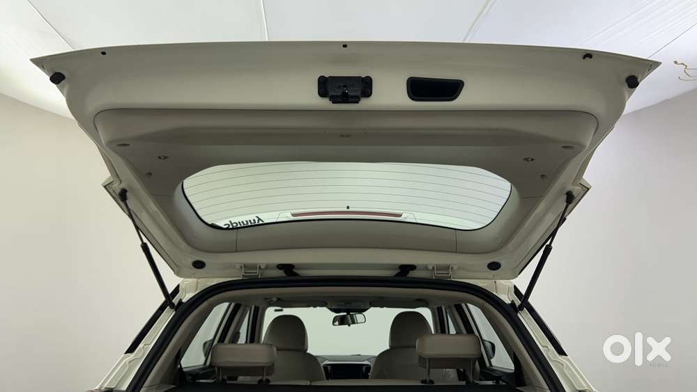 Mahindra Xuv300 W8 Diesel, 2022, Diesel