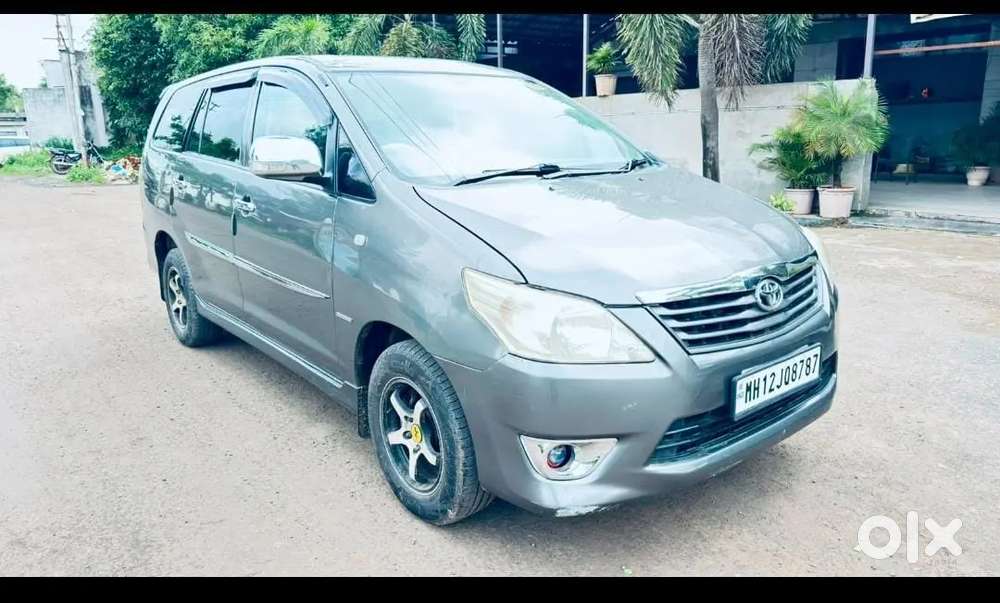 Toyota Innova Hycross 2013 Diesel