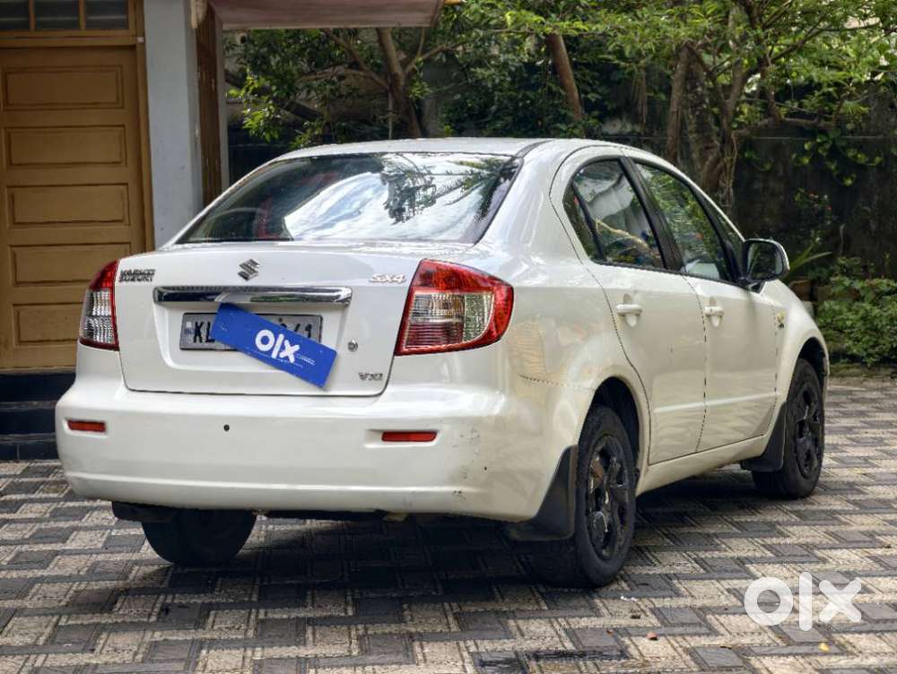 Maruti Suzuki Sx4 Vxi Bsiv, 2009, Petrol