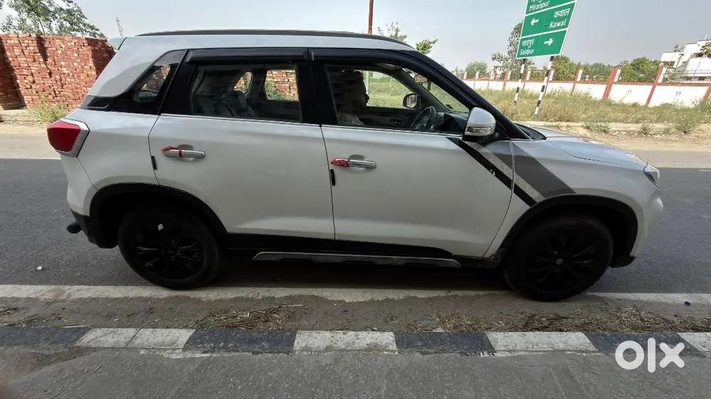 Brezza 2020 Zxi Petrol Push Start 2nd Owner 58000 Chali Top Model