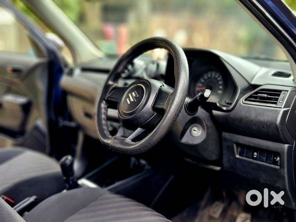 Maruti Suzuki Swift 1.2 Lxi (o), 2022, Petrol