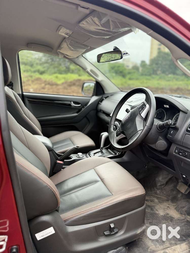 Isuzu D-max V-cross Z Prestige, 2023, Diesel