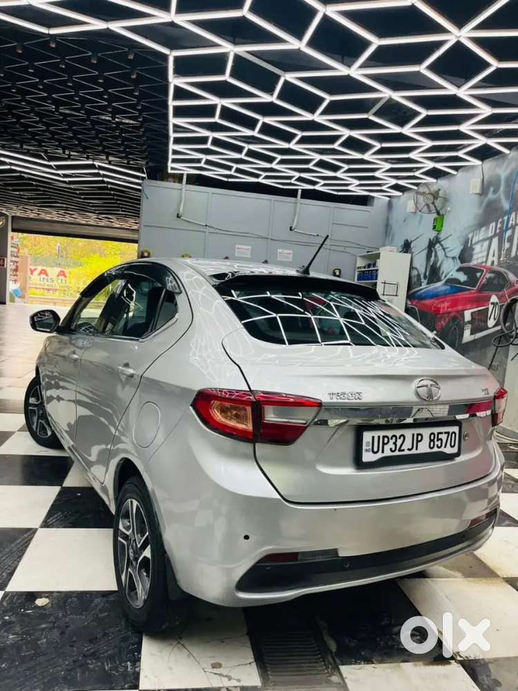 Tata Tigor Petrol 2018 Variant Last Year