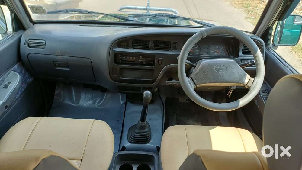 Toyota Qualis Fs 8seater, 2004, Diesel