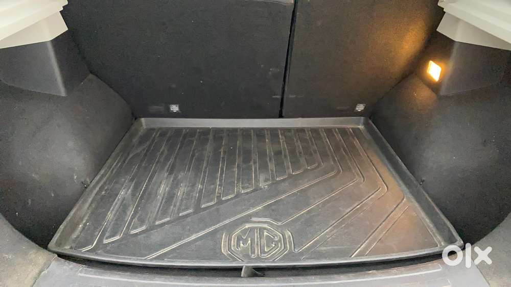 Mg Astor 1.3 Savvy Turbo At S Red, 2023, Petrol