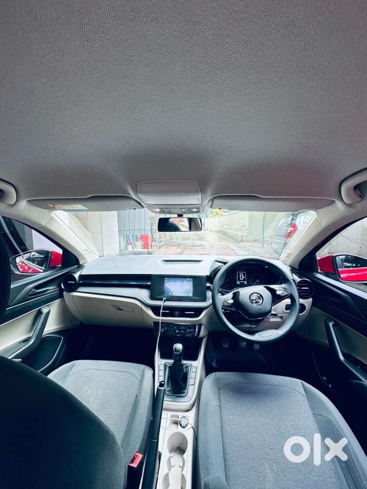 Skoda Slavia Petrol 2024