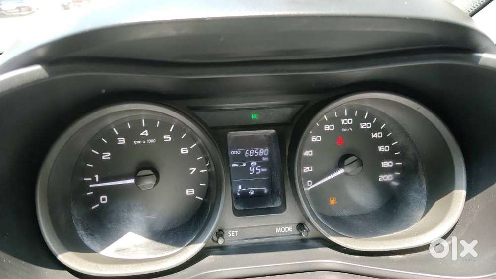 Tata Nexon 1.2 Revotron Xt, 2018, Diesel