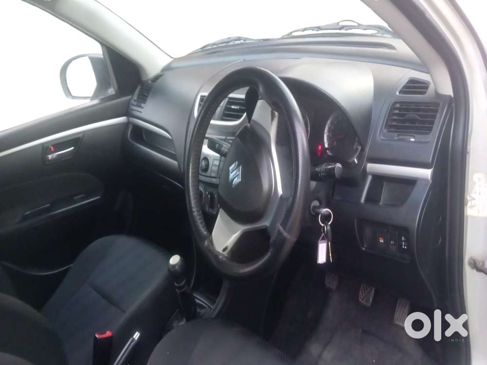 Maruti Suzuki Swift Vxi Cng, 2012, Cng & Hybrids