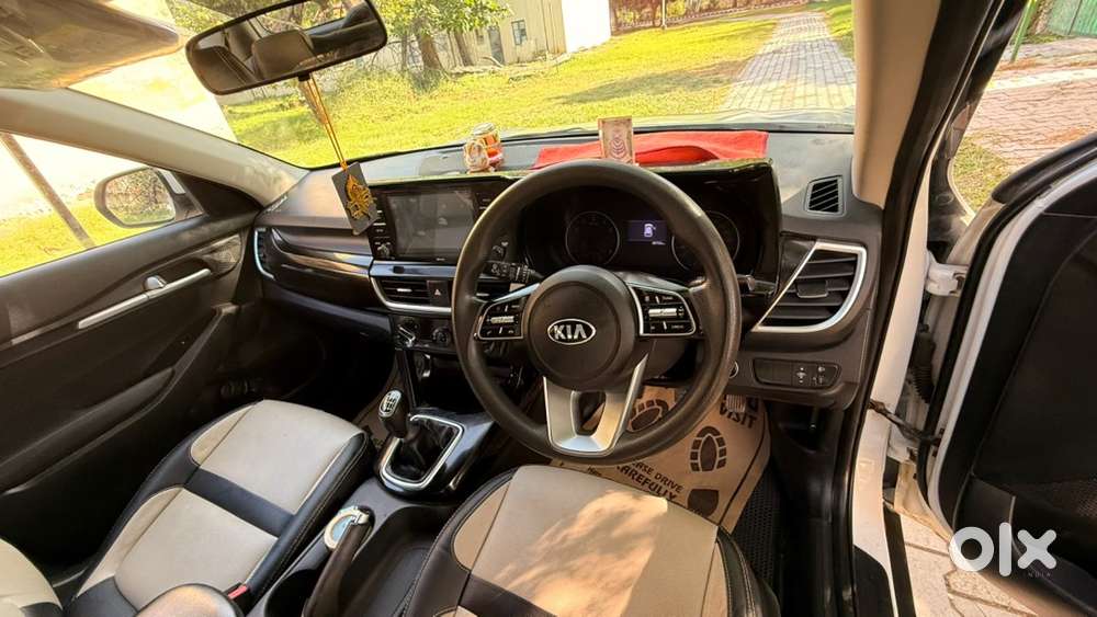 Kia Seltos Petrol 2020 With Service Record