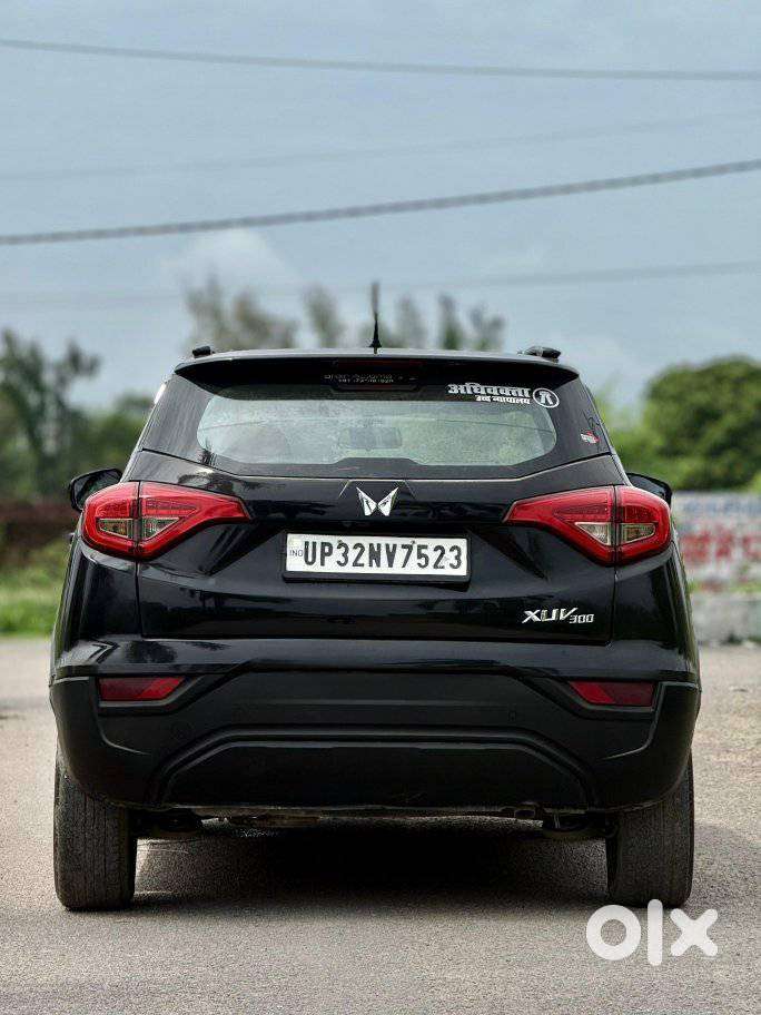 Mahindra Xuv300 W6 Diesel, 2023, Diesel