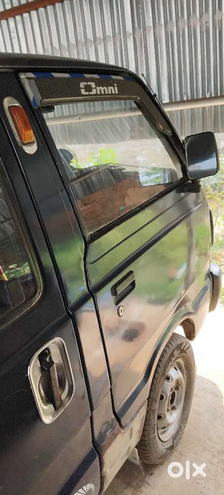 Maruti Suzuki Omni 0.8 2012