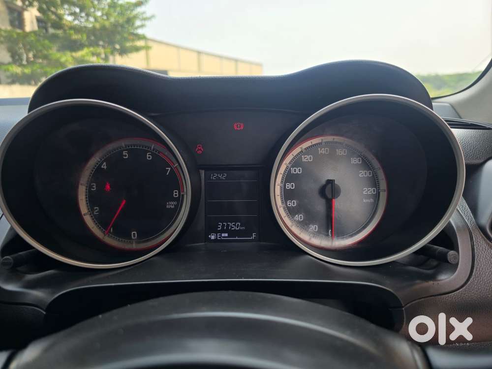 Maruti Suzuki Swift Vxi + Manual, 2021, Cng & Hybrids