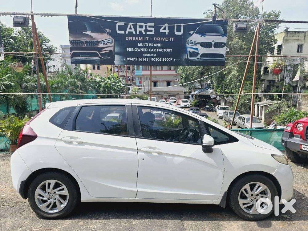 Honda Jazz V Automatic, 2016, Petrol