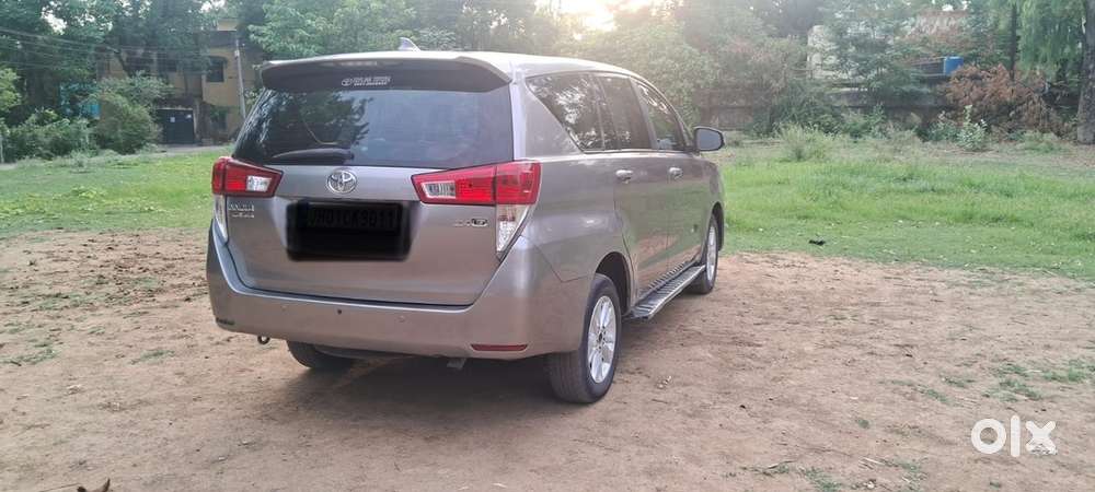 Toyota Innova Crysta 2017 Diesel 118000 Km Driven