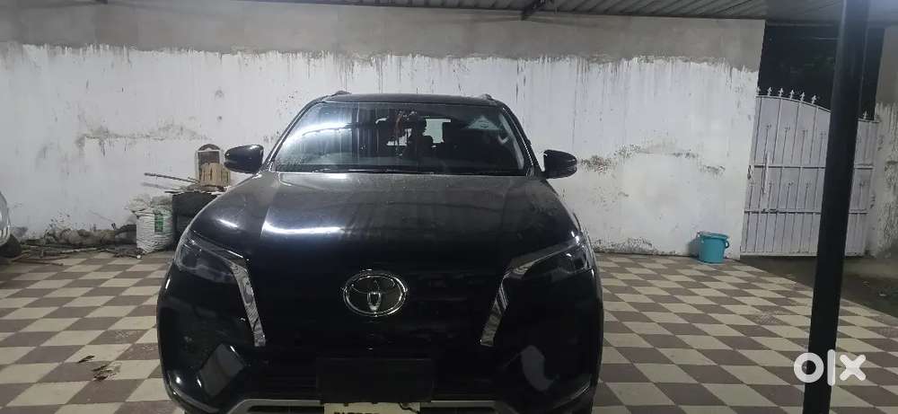 Toyota Fortuner 2022 Diesel 160000 Km Driven