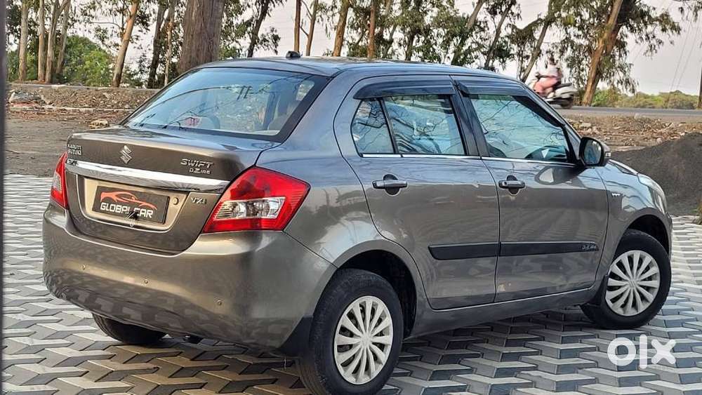 Maruti Suzuki Swift Dzire 1.2 Vxi Bsiv, 2015, Petrol