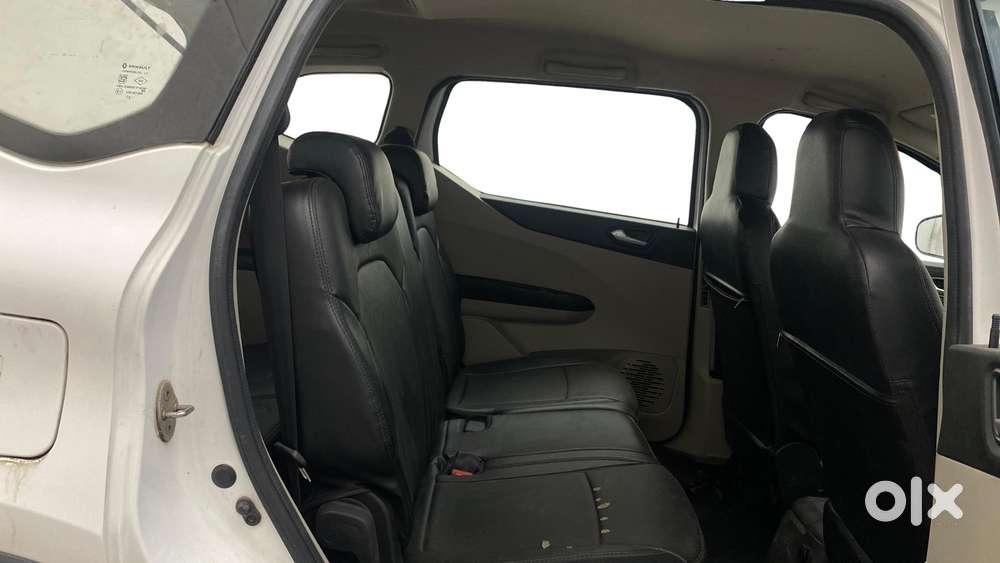Renault Triber Rxz Easy-r Amt, 2021, Petrol
