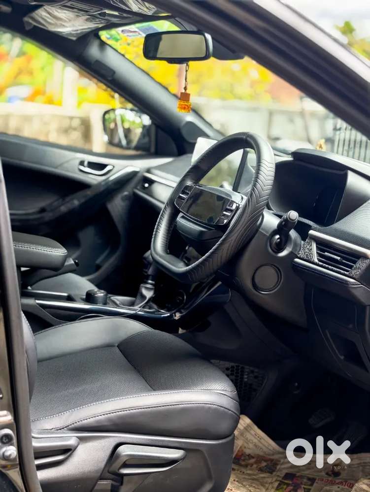Showroom Condition Tata Nexon Creative Plus 2024 Petrol Manual