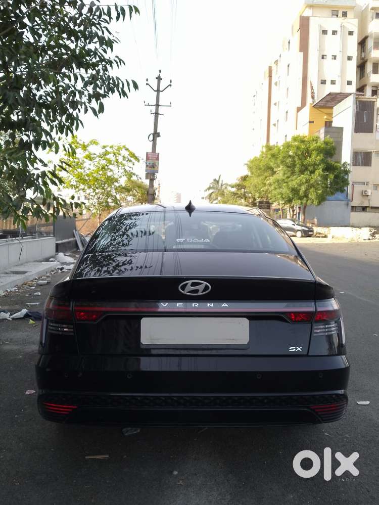 Hyundai Verna 1.5 Sx Petrol Mt, 2025, Petrol