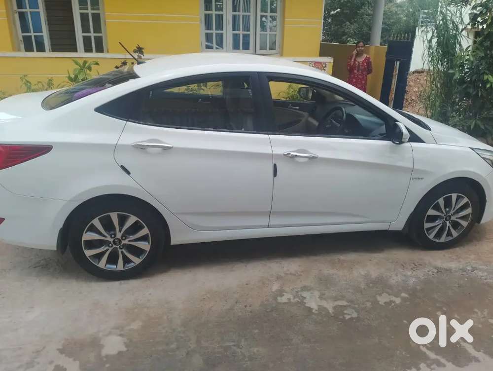 Hyundai Verna 2015 Petrol Manual