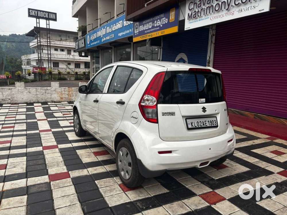 Maruti Suzuki Ritz Lxi, 2010, Petrol
