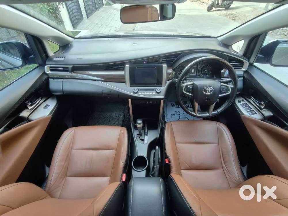 Toyota Innova Crysta 2.8z Automatic, 2018, Diesel