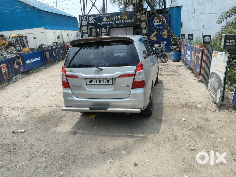 Toyota Innova 2011 Diesel 302000 Km Driven