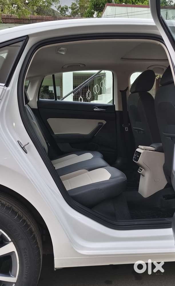 Skoda Slavia 1.5 Tsi Style At, 2023, Petrol