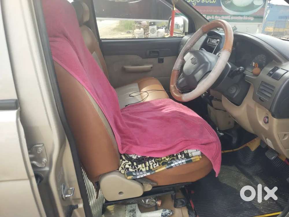 Chevrolet Tavera 2012 Diesel 300000 Km Driven