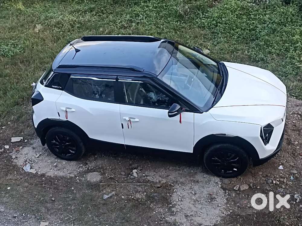 Mahindra Xuv 3xo Revx M Pt Mt 2025