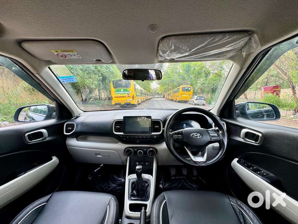 Hyundai Venue S, 2022, Petrol