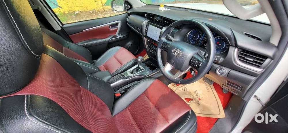 Toyota Fortuner Leader Edition (at), 2025, Diesel