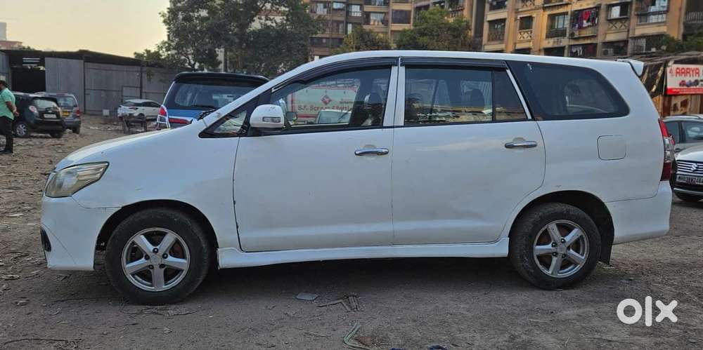 Toyota Innova 2.5 G (diesel) 7 Seater Bs Iv, 2010, Diesel