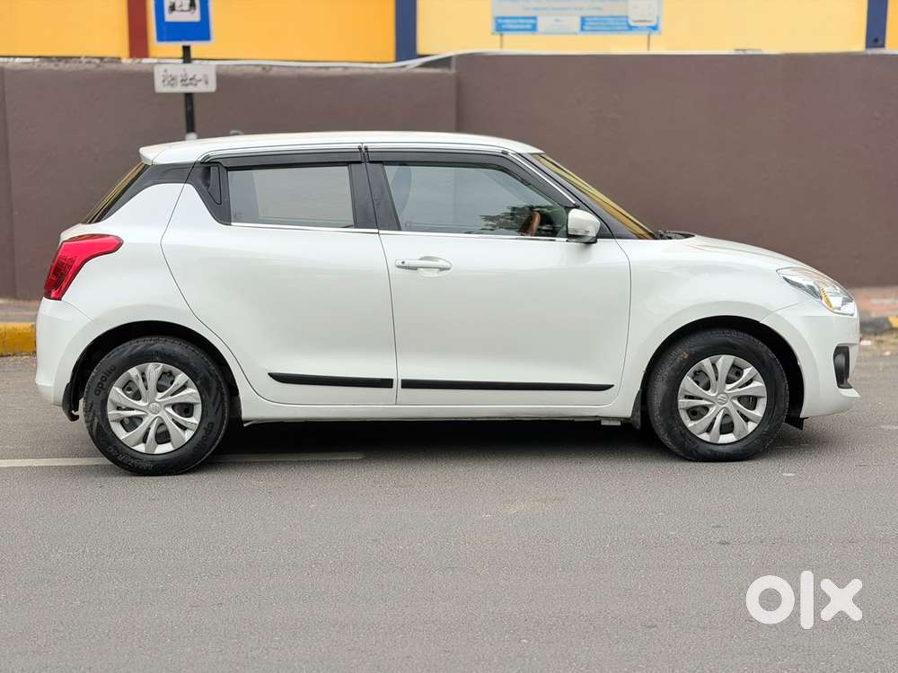 Maruti Suzuki Swift Vxi + Manual, 2021, Cng & Hybrids