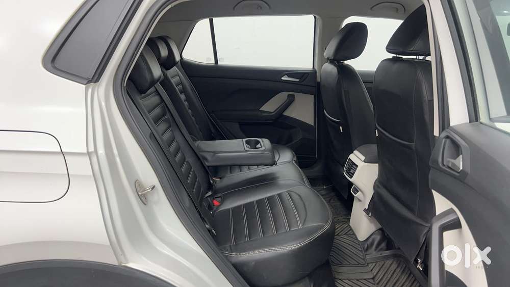 Volkswagen Taigun 1.0 Tsi Highline At, 2022, Petrol